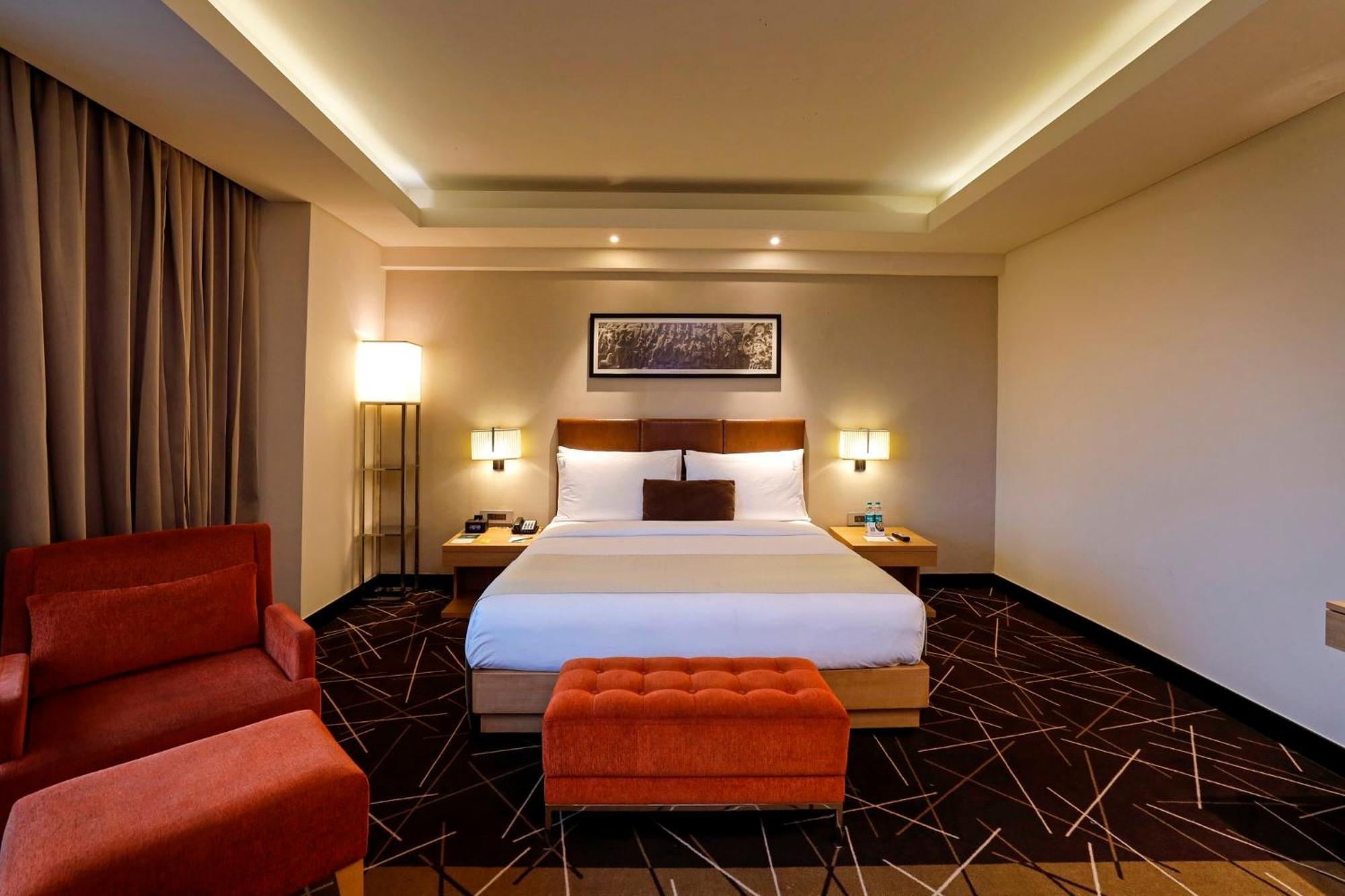Omr It Expressway By Ihg