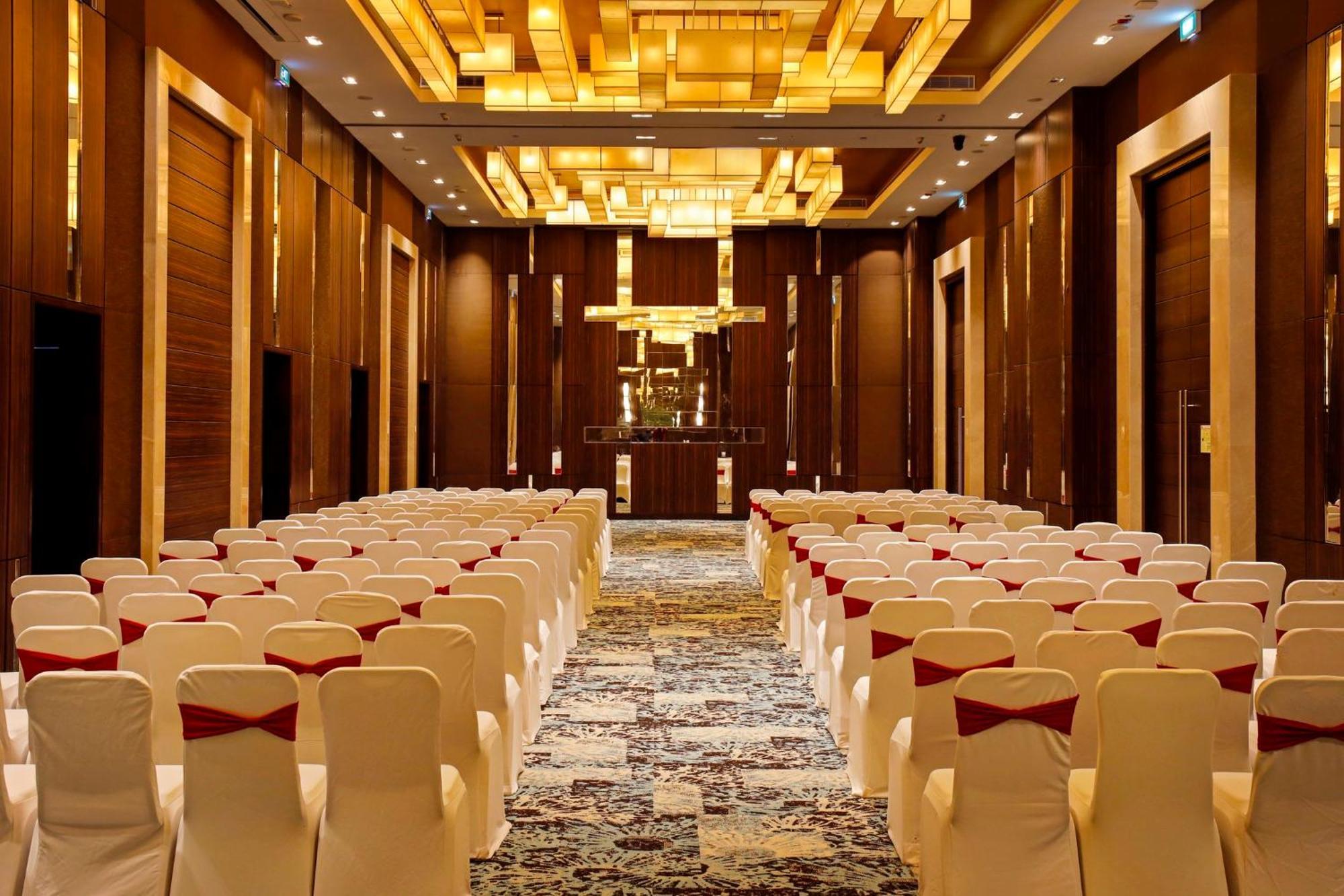 Omr It Expressway By Ihg Hotel Chennai